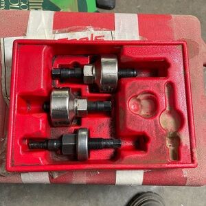 Universal Bearing Puller Set - Red